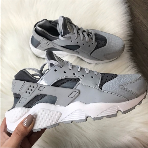 huaraches gray